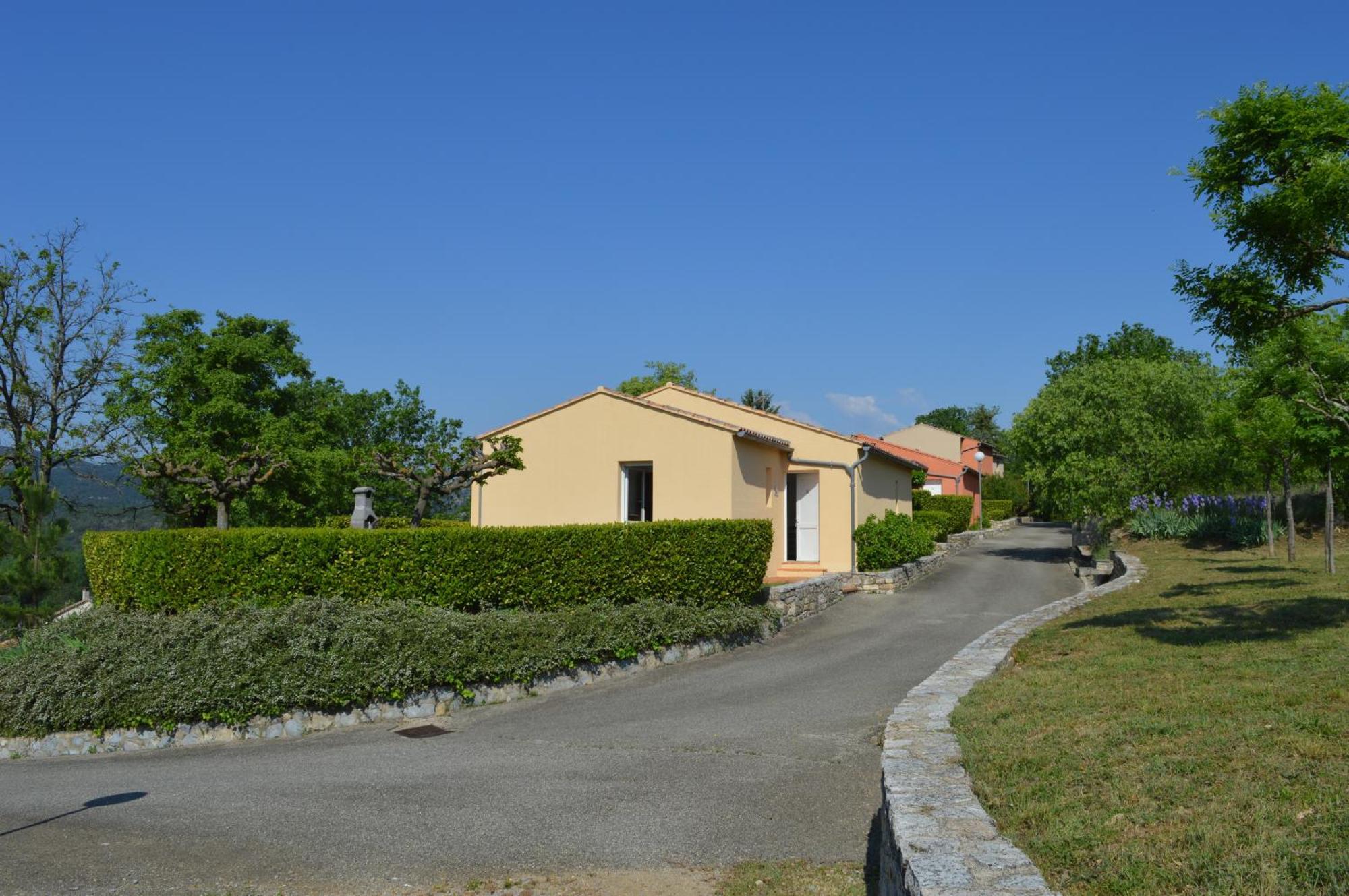 Villa Le Moulin Vallon-Pont-dʼArc Exterior foto